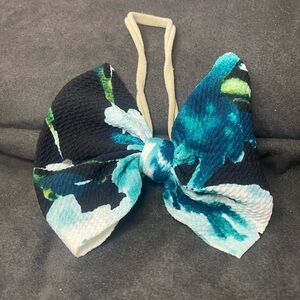 Little lopers big bow